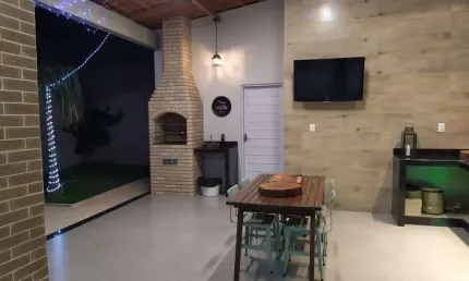 Casa com 4 quartos à venda no Santa Rosa, Uberlândia 