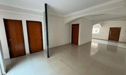 Casa com 3 quartos à venda no Tibery, Uberlândia 