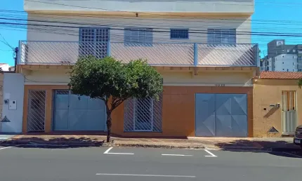 Apartamento - Padrão, para Aluguel em Uberlândia/MG