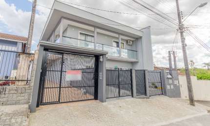 Sobre esse imóvel Lindo sobrado com 1 suíte mais 2 quartos à venda no bairro Costa e Silva em Joinville – SC.  Por R$ 1.200.000,00.