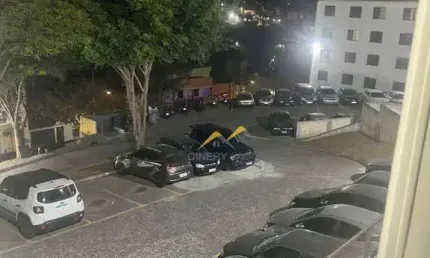 Apartamento com 2 dormitórios à venda, 47 m² por R$ 150.000,00 - Guaianazes - São Paulo/SP