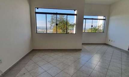 Casa com 3 dormitórios à venda, 180 m² por R$ 540.000 - Jardim Aureliano - Pouso Alegre/MG