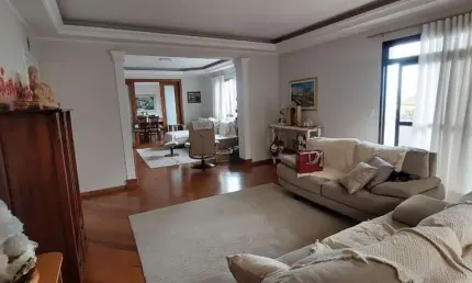 Apartamento Muito bem localizado com 4 dormitórios à venda, 357 m² por R$ 1.600.000 - Centro - Pouso Alegre/MG