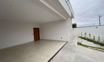 Casa com 3 dormitórios à venda, 180 m² por R$ 1.690.000 - Residencial Astúrias - Pouso Alegre/MG