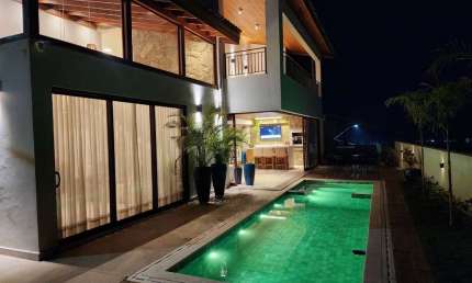 Casa com 3 dormitórios à venda, 461 m² por R$ 2.900.000,00 - Ibirá - Pouso Alegre/MG