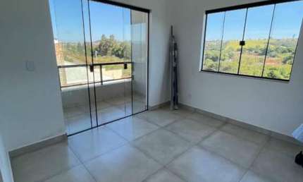 Casa com 3 dormitórios à venda por R$ 465.000,00 - Jardim Aeroporto - Pouso Alegre/MG