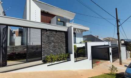 Casa com 4 dormitórios à venda, 280 m² por R$ 1.700.000,00 - Serra Morena - Pouso Alegre/MG