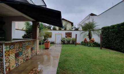 Casa com 3 dormitórios à venda, 400 m² por R$ 1.950.000,00 - Fatima I - Pouso Alegre/MG