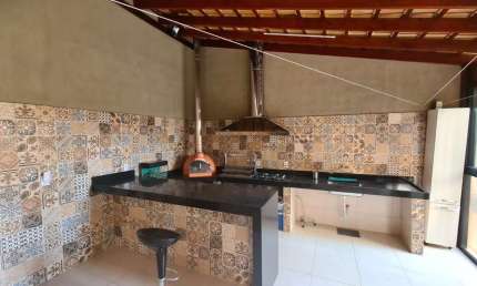 Casa com 5 dormitórios à venda, 196 m² por R$ 890.000,00 - Colinas de Santa Bárbara - Pouso Alegre/MG