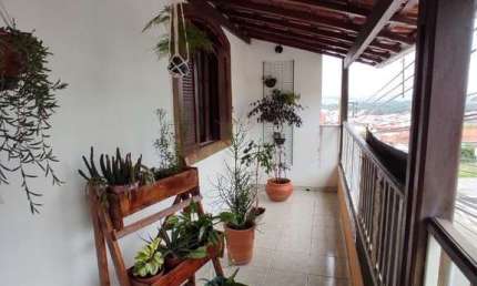 Casa com 3 dormitórios à venda, 157 m² por R$ 550.000,00 - Jardim Aureliano - Pouso Alegre/MG