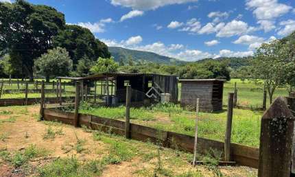 Terreno à venda, 1350 m² por R$ 220.000 - Cervo - Pouso Alegre/Minas Gerais