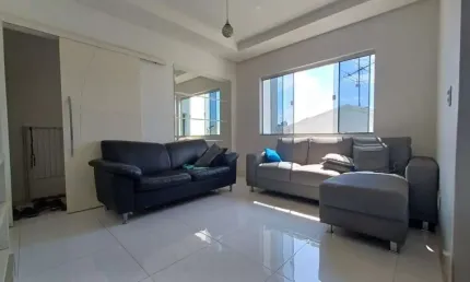 Cobertura com 2 dormitórios à venda, 140 m² por R$ 700.000,00 - Centro - Pouso Alegre/MG