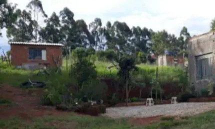 Casa com 2 dormitórios à venda, 210 m² por R$ 370.000 - Cervo - Pouso Alegre/Minas Gerais