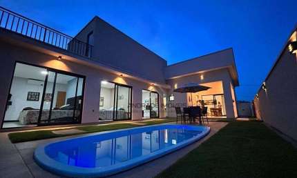 Casa com 3 dormitórios à venda, 190 m² por R$ 1.650.000 - Astúrias - Pouso Alegre/Minas Gerais