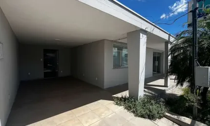 Casa Comercial com 3 dormitórios à venda, 280 m² por R$ 1.800.000 - Centro - Pouso Alegre/MG