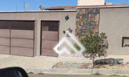 Casa com 3 dormitórios à venda, 140 m² por R$ 580.000,00 - Parque Real - Pouso Alegre/MG