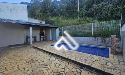 Casa com 3 dormitórios à venda, 120 m² por R$ 440.000 - Jacarandá - Pouso Alegre/MG