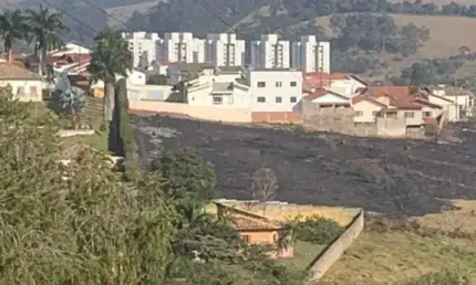 Terreno à venda, 4249 m² por R$ 2.975.000,00 - Nossa Senhora do Pilar - Pouso Alegre/MG