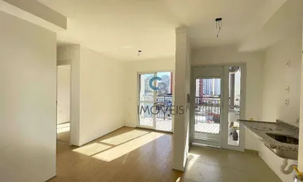 Apartamento novo à venda com 51m², 02 dormitórios, 01 suíte, varanda e vaga no carrão