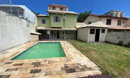 Casa à venda Barra da Tijuca, com 3 quartos (1 suíte), com 292 m²