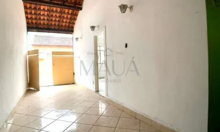 Casa à venda em Duque de Caxias, Parque Uruguaiana, com 2 quartos, com 64 m²