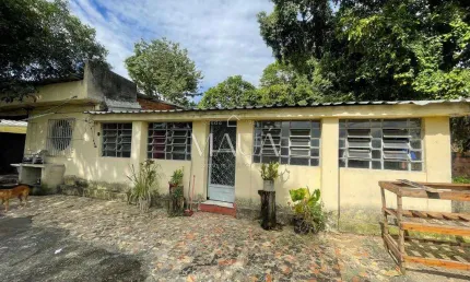Casa à venda em Duque de Caxias, Olavo Bilac, com 2 quartos, com 100 m²