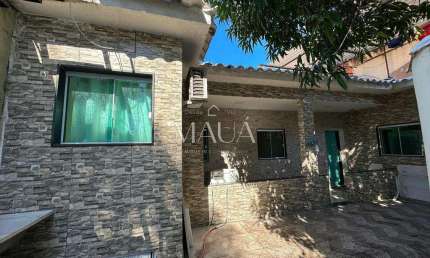 Casa à venda em Duque de Caxias, Parque São João, com 6 quartos, com 250 m²