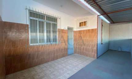 Casa à venda em Duque de Caxias, Vila São Luís, com 2 quartos, com 81 m²