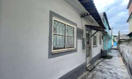 Casa para alugar em Duque de Caxias, Vila São Luís, com 1 quarto, com 22 m²