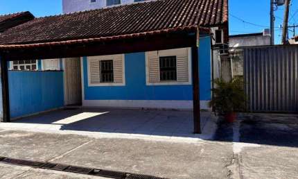 Casa à venda em Duque de Caxias, Saracuruna, com 2 quartos, com 46.9 m²