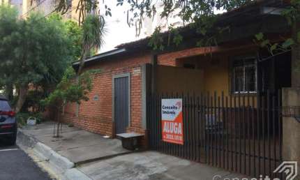 Casa com 4 quartos para alugar na Beco São Lucas, 04, Centro, Ponta Grossa