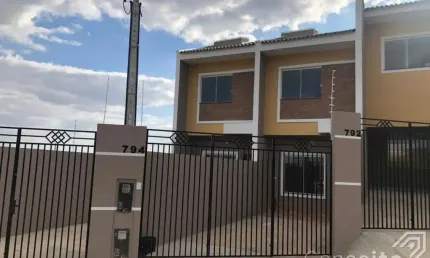 Casa com 2 quartos à venda na Rua Luiz de Paula, 792, Uvaranas, Ponta Grossa