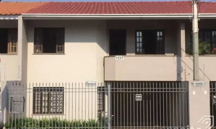Casa com 3 quartos à venda na Rua Nilo Peçanha, 1237, Estrela, Ponta Grossa