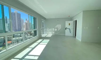 Apartamento com 4 quartos à venda na Rua 3100, 625, Centro, Balneário Camboriú