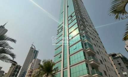 Apartamento com 3 quartos à venda na Rua 1011, 11, Centro, Balneário Camboriú