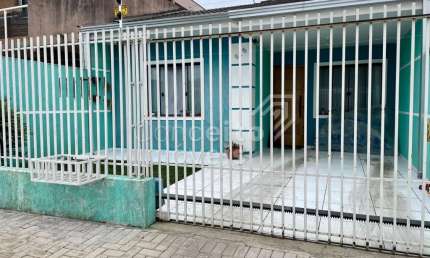 Casa com 3 quartos à venda na Rua Teixeira Mendes, 915, Uvaranas, Ponta Grossa