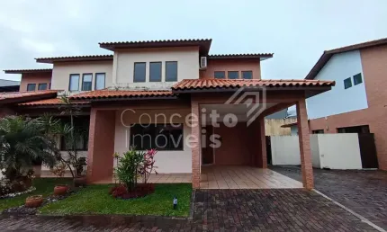 Casa com 3 quartos para alugar na Rua Herculano de Freitas, 803, Orfãs, Ponta Grossa