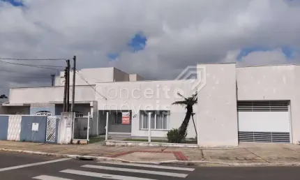 Imóvel Residencial e/ou Comercial com Piscina - Uvaranas