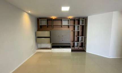 Apartamento com 4 quartos à venda na Rua Ermelino de Leão, 80, Olarias, Ponta Grossa