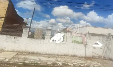 Terreno à venda na Rua Professora Judith Macedo Silveira, 481, Olarias, Ponta Grossa