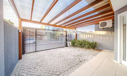 Casa com 3 quartos à venda na Vila Nova, Joinville 