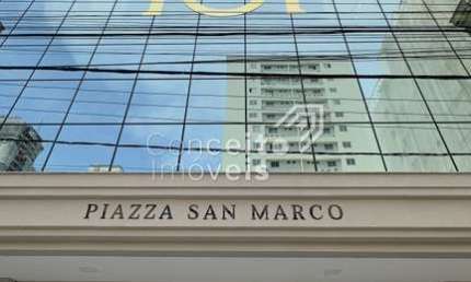 Apartamento com 3 quartos à venda na Rua 302, 121, Meia Praia, Itapema