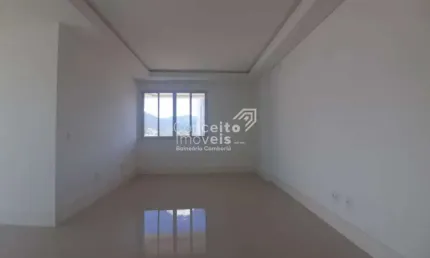 Apartamento com 3 quartos à venda na Rua 129 C, 131, Centro, Itapema