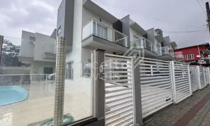 Casa com 3 quartos à venda na Rua Rubens Alves, 23, Balneário Perequê, Porto Belo
