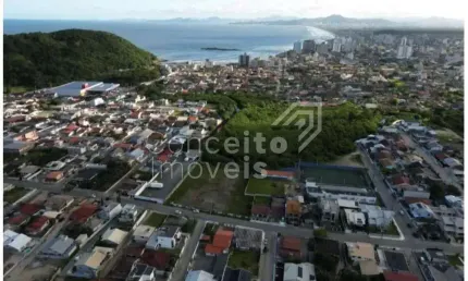 Terreno à venda na Rua Júlia Da Costa Flores, 256, Gravatá, Penha