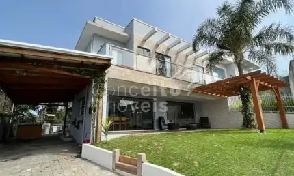 Casa com 3 quartos à venda na Rua João Francisco Das Neves, 115, Centro, Penha