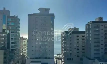 Apartamento com 3 quartos à venda na Rua 321, 264, Meia Praia, Itapema