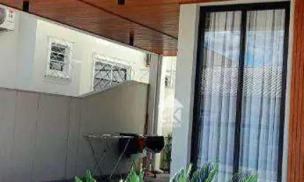 Sobrado com 3 dormitórios à venda, 111 m² por R$ 950.000 - Pagani - Palhoça/SC