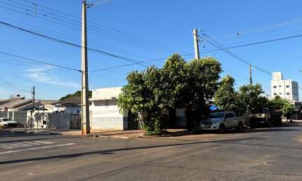 Casa comercial à venda na Rua Pioneiro José dos Santos, 498, Jardim Itaipu, Maringá