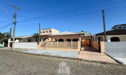 Casa com 3 quartos à venda na Travessa Ponta Porã, 51, Ipanema, Pontal do Paraná